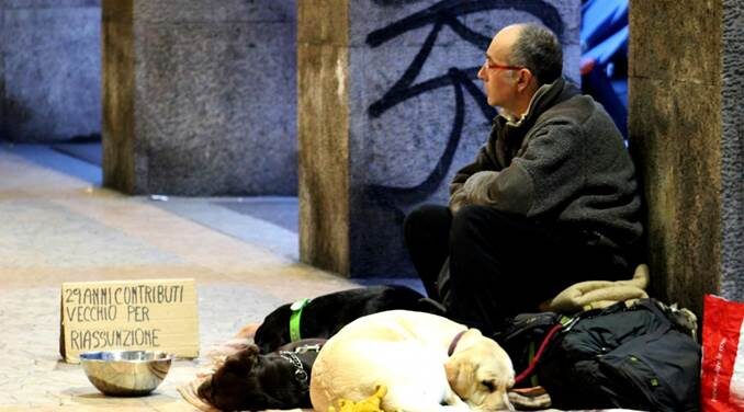 La pandémie de COVID-19 risque d’entraîner 150 millions de personnes supplémentaires dans l’extrême pauvreté d’ici 2021