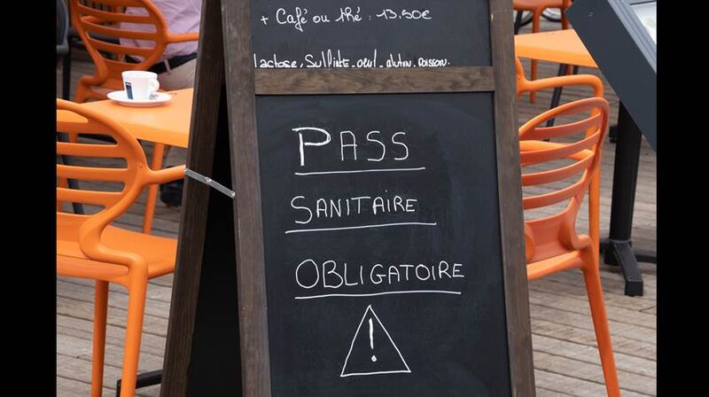 L’Autorité de protection des données demande d’exclure restaurants et cinémas du pass sanitaire belge