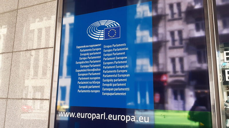 Le laissez-passer sanitaire européen prolongé d’un an