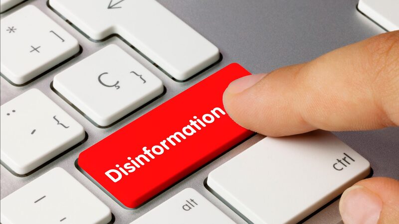 "Le manuel de désinformation"