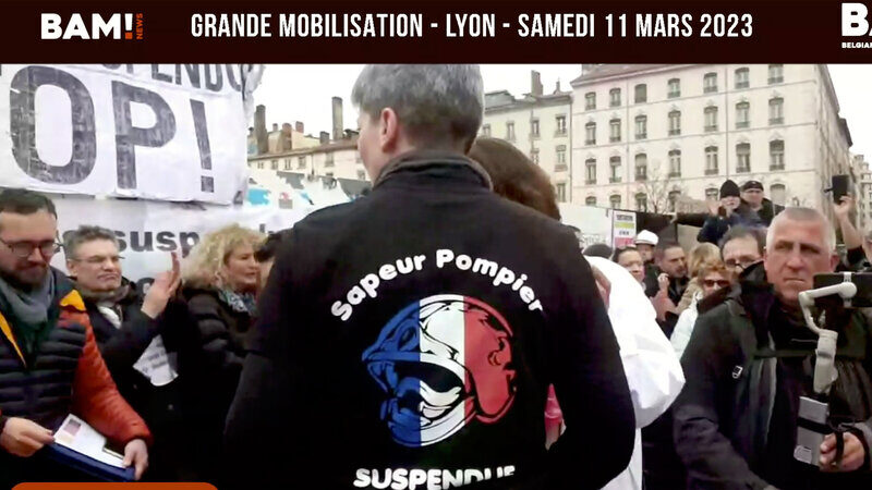Margaux sapeur pompier volontaire - suspendue