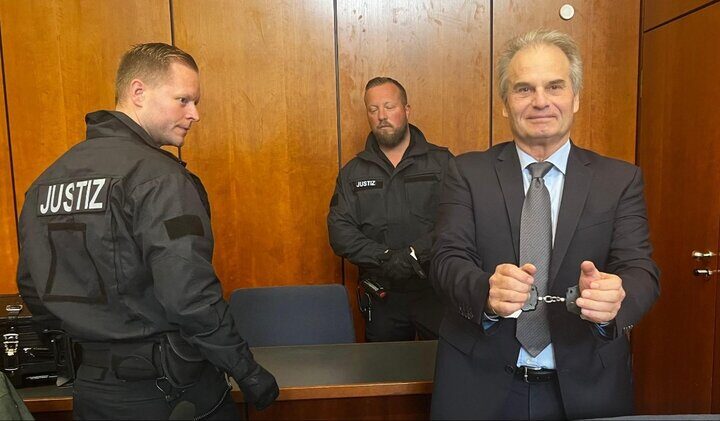reiner-fuellmich-prisonnier-politique-4-persecution-en-prison